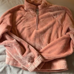 Super soft size small cropped quarter-zip from Hollister in Pink
